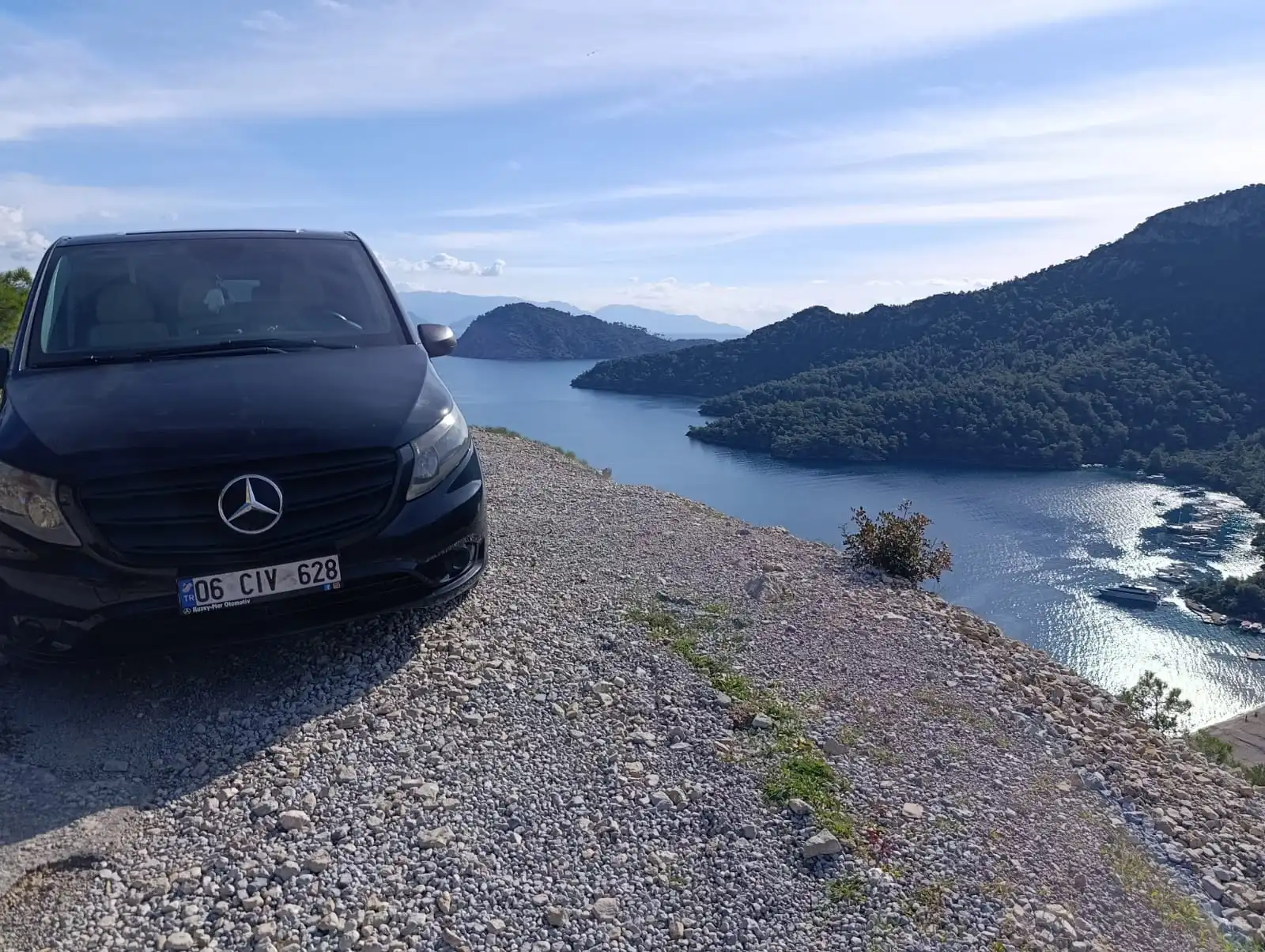 Yenifoça manzarası — İzmir Adnan Menderes Havalimanından Mercedes-Vito ile VIP transfer